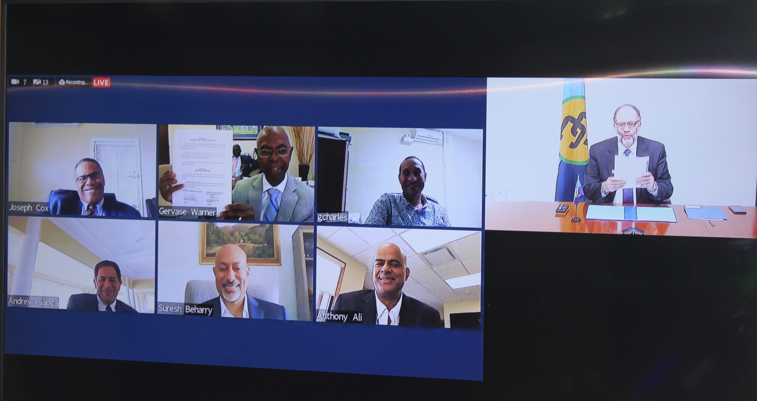 SG_Warner_showing_signed_copies