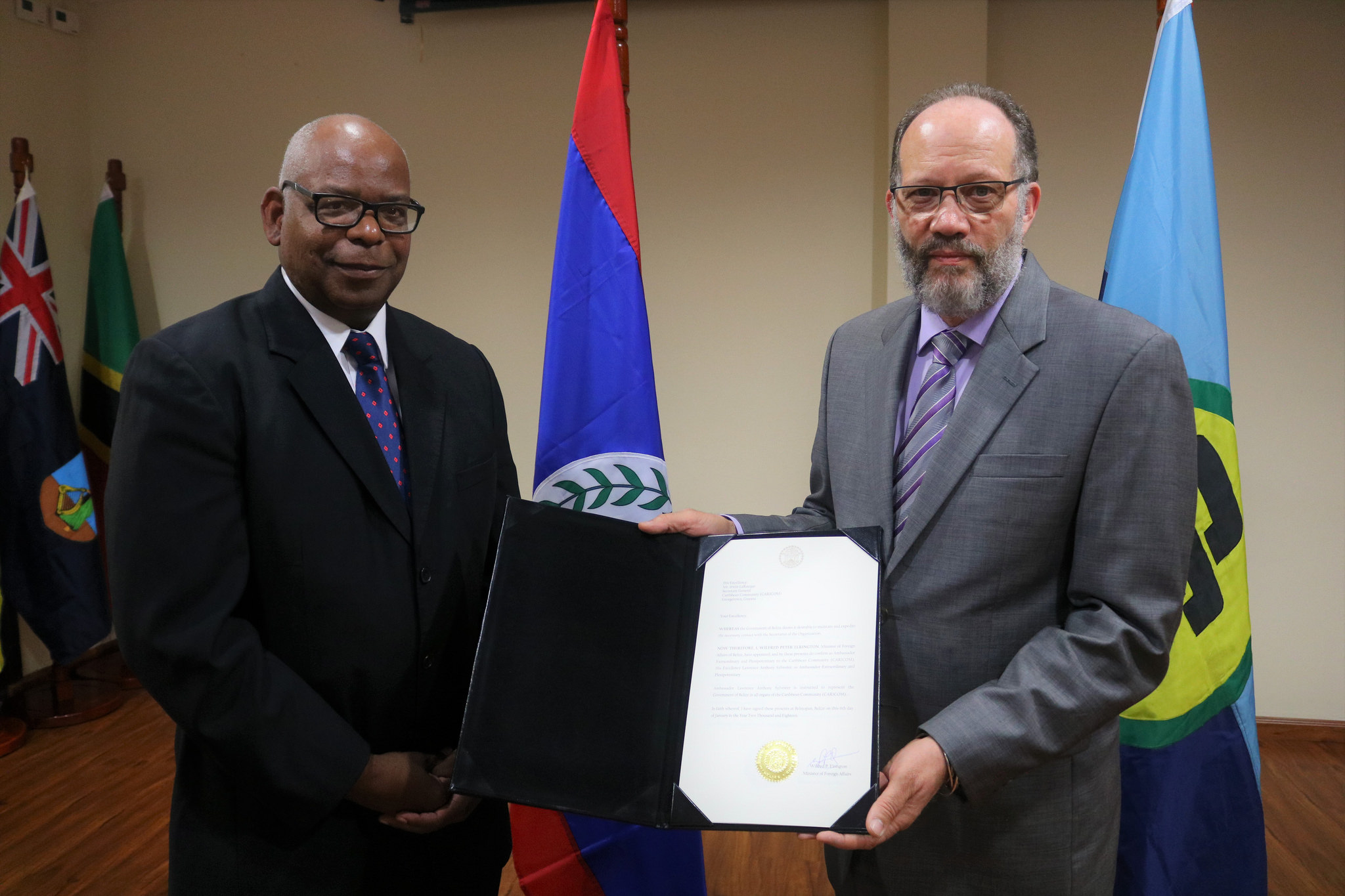 Ambassador Lawrence Sylvester presents Letter of Accreditation