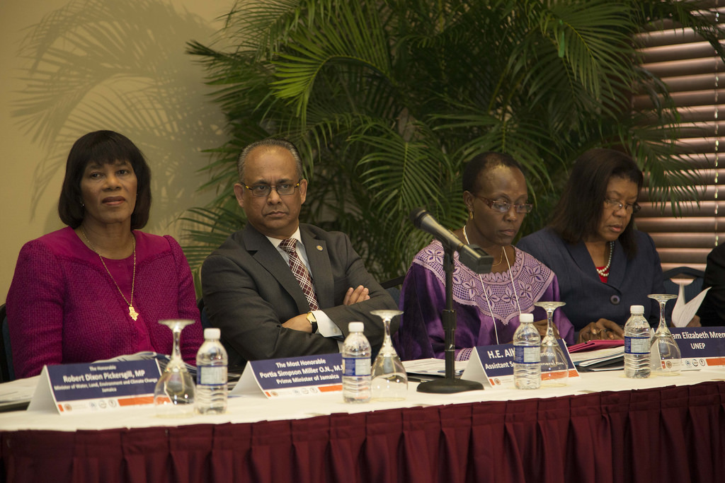 Jamaica Prime Minister Portia Simpson-Miller and OAS Assistant Secretary-General Albert Ramdin at the opening ceremony of the First Inter-American Congress on the Environmental Rule of Law (Photo via OAS)