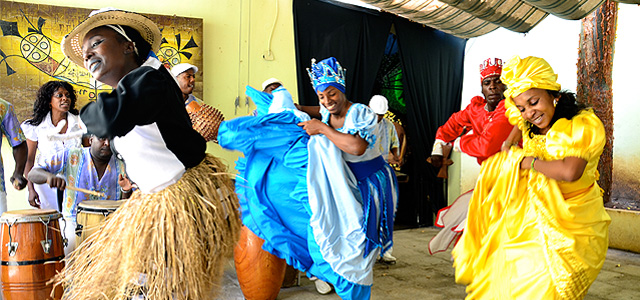 Cuba: Connecting with People and Culture