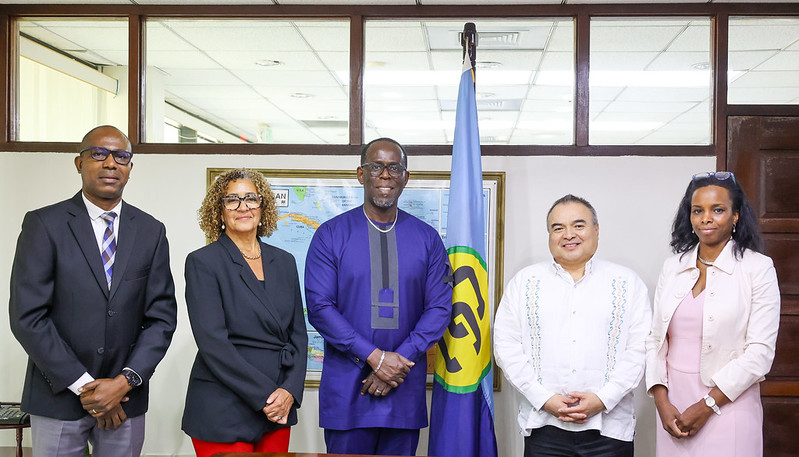 Courtesy call by OAS