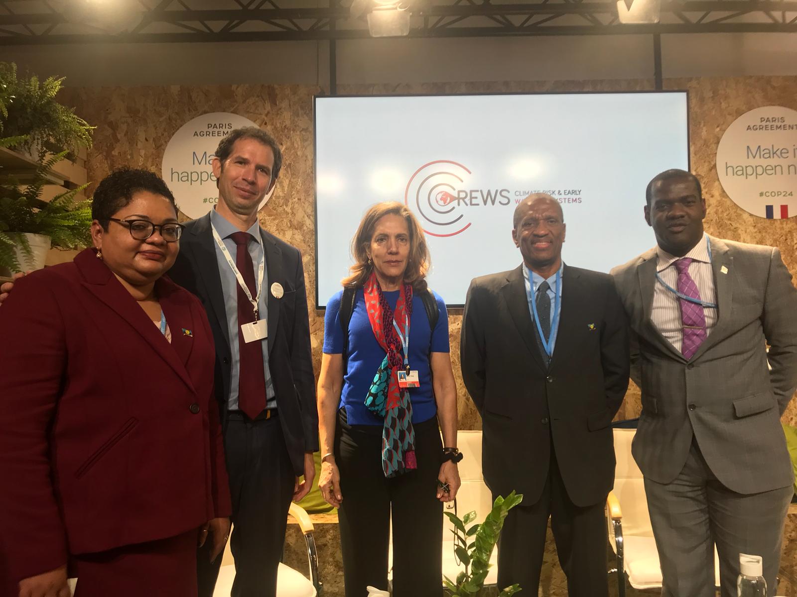 Dr Douglas Slater (2nd right)