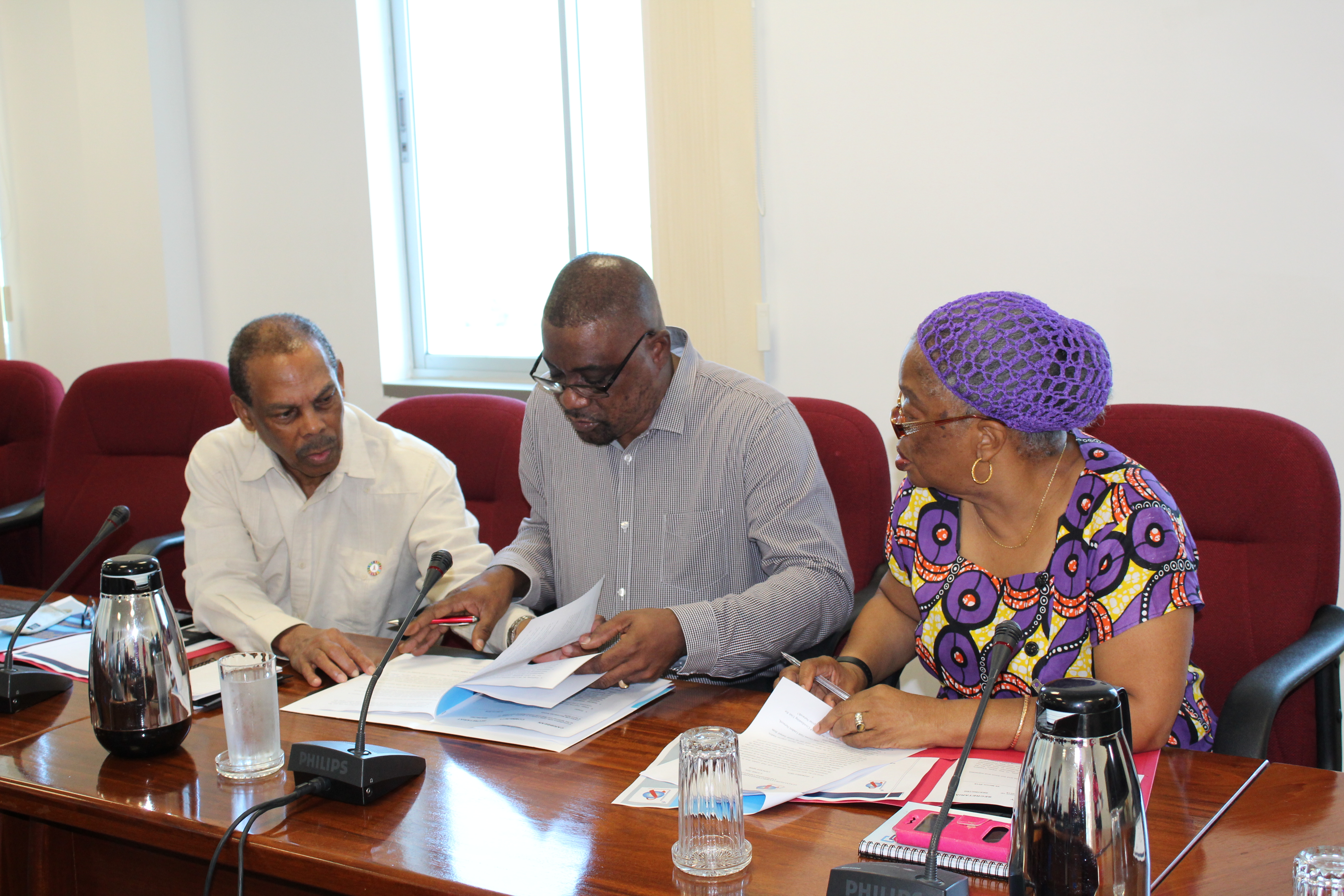 (l-r) Dr Edward Greene, PANCAP Advisor;  Mr Deryck Springer, Director of PANCAP; Ms Lorna McPherson, Member, Religious Steering Committee