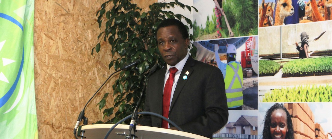 Chair of the Community, and Chair of the World Bank Small States Forum, Prime Minster of Grenada, Dr. the Rt. Hon. Keith Mitchell